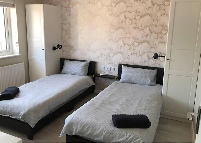 Luxury House In Camber Sand Beach Is 2Min Walk !!
