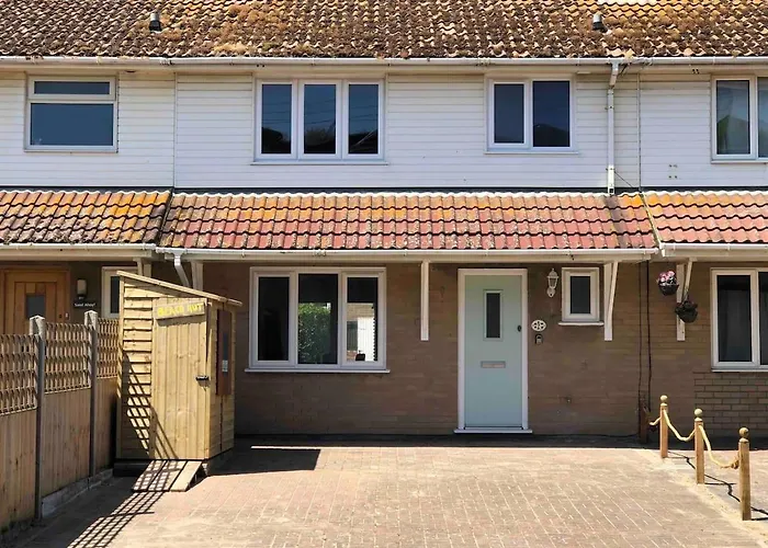 Luxury House In Camber Sand Beach Is 2Min Walk !!