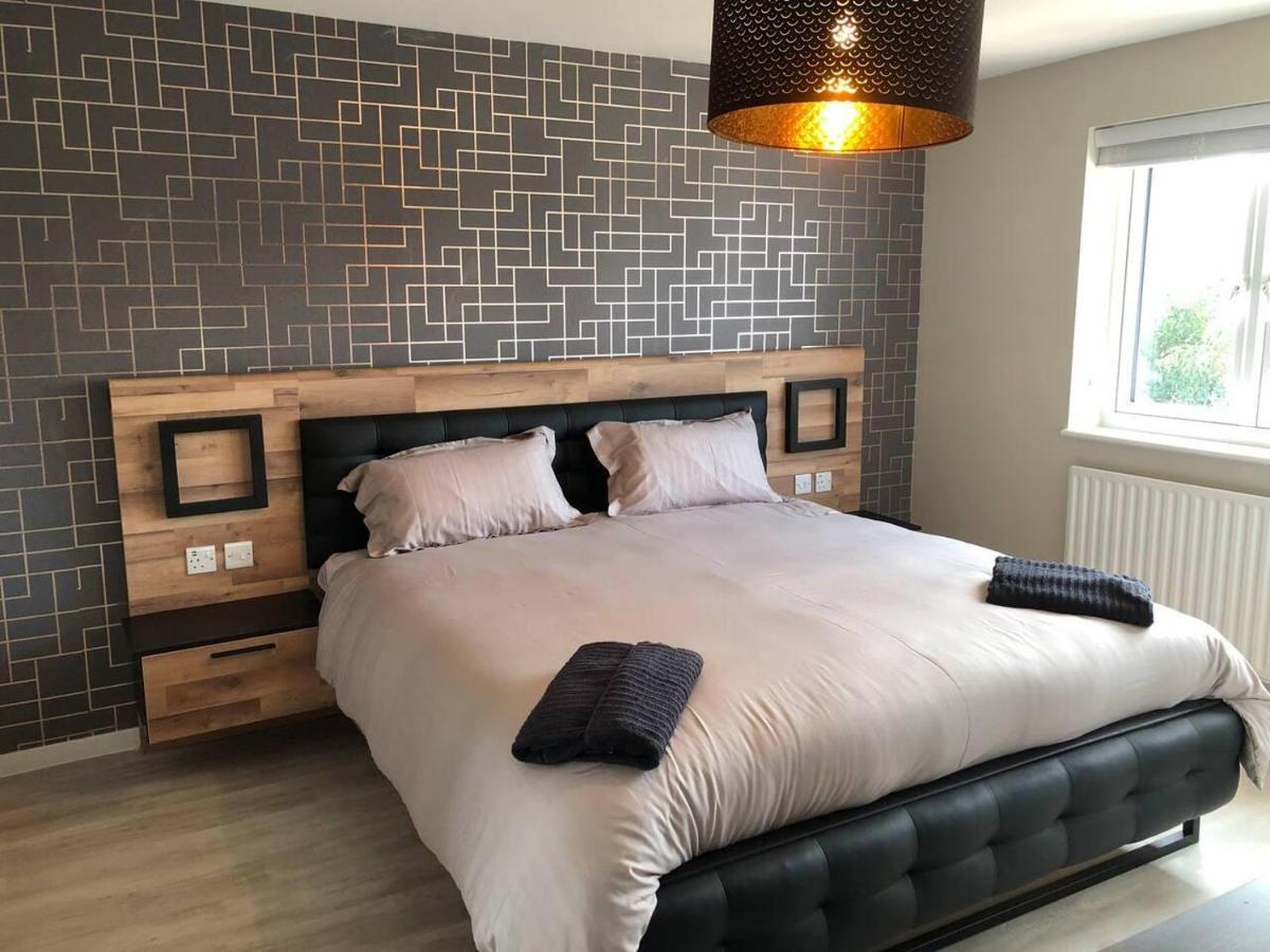 Luxury House In Camber Is 2min Walk !! *